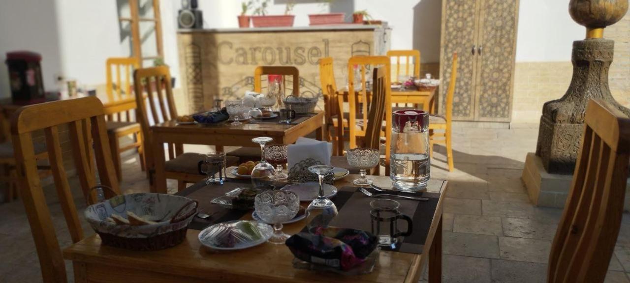 Carousel Hotel Khiva Eksteriør billede